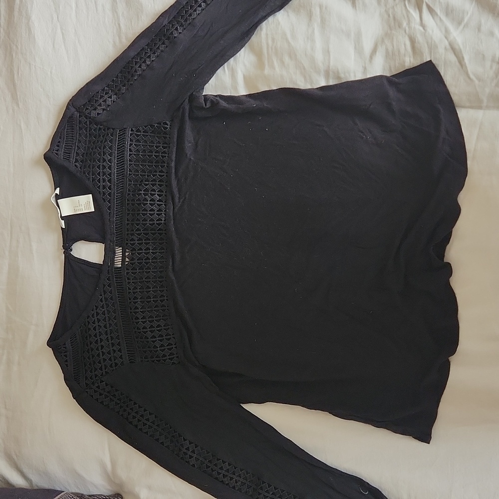 H&M Black Soft Flowy Top. Sz Small